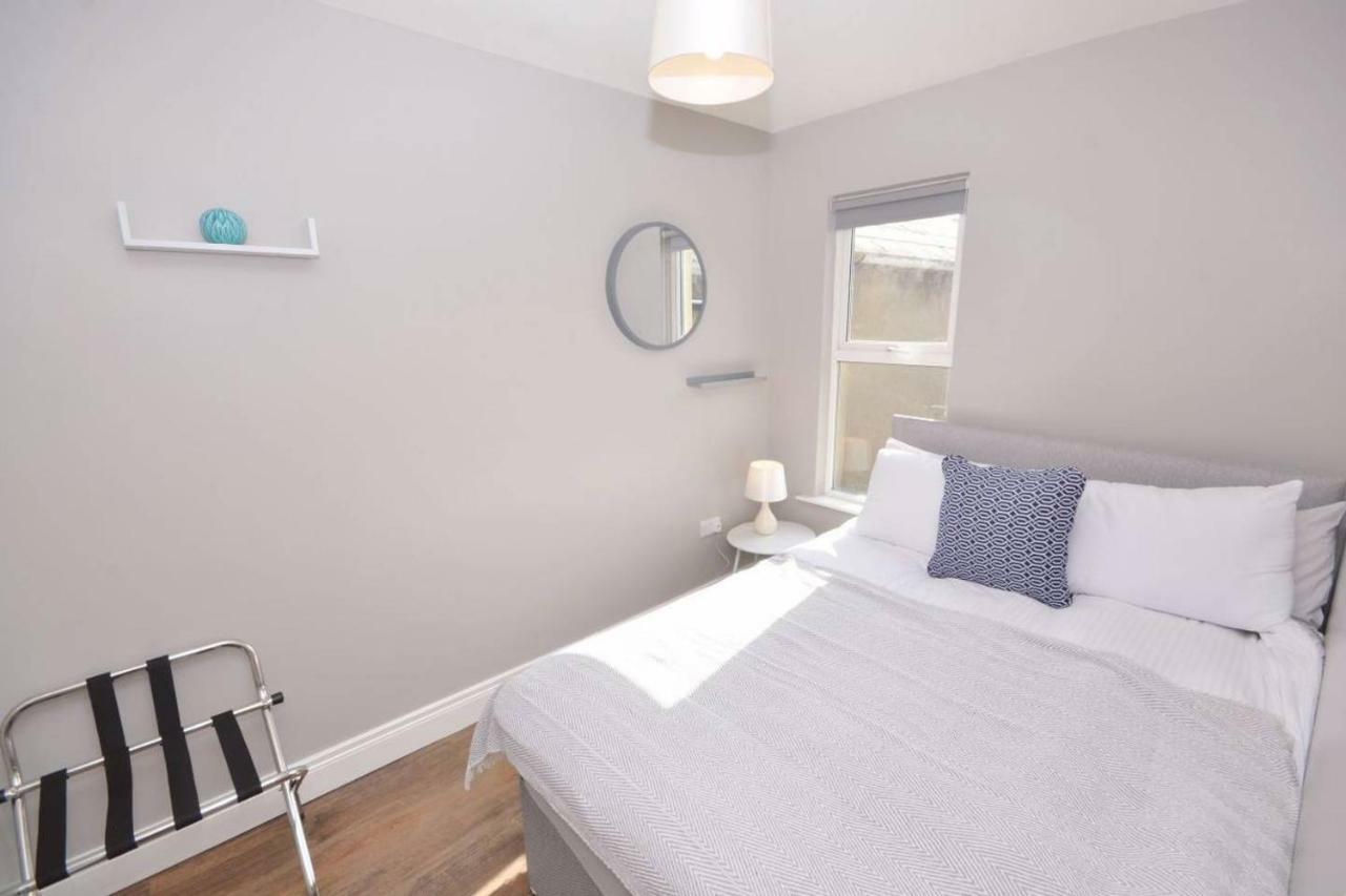 Queens Quarter Townhouse 2 Белфаст Екстериор снимка