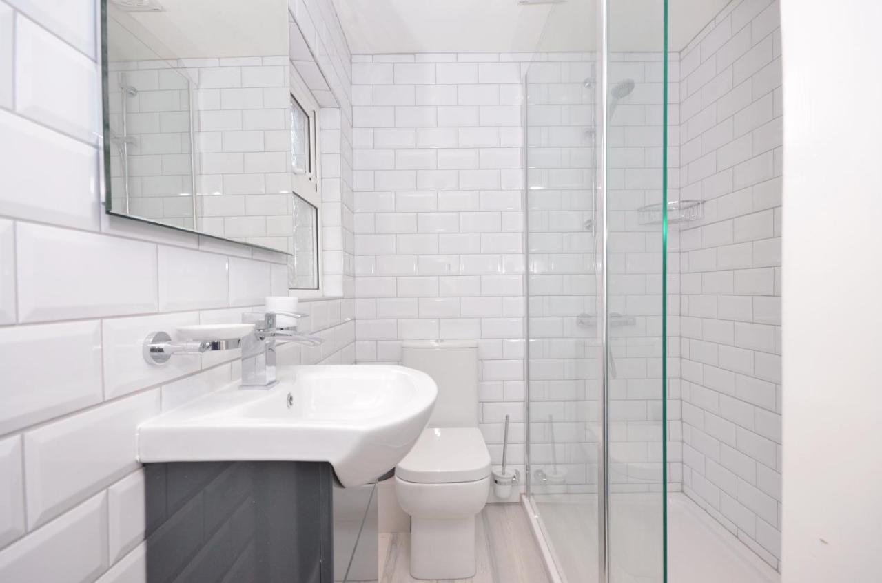 Queens Quarter Townhouse 2 Белфаст Екстериор снимка